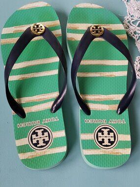 Tory Burch Flip Flops in Size 7